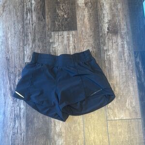 Lululemon Athletica Black Hotty Hot lined 4" Athletic Shorts